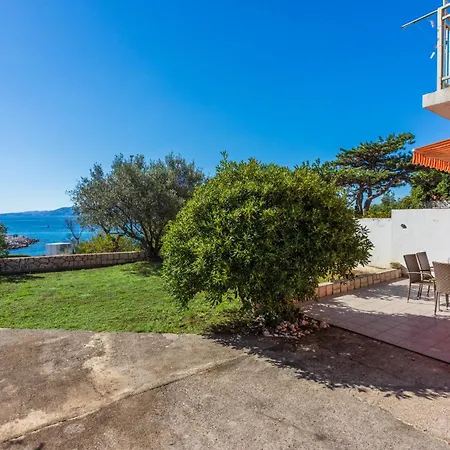 Апартаменты Brzica