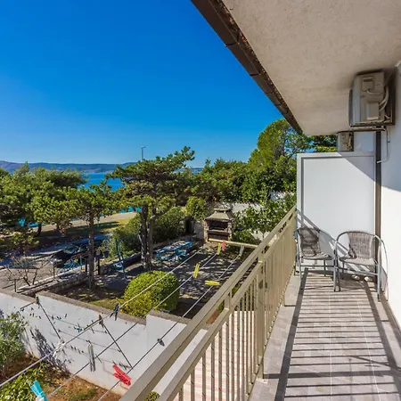 Brzica Апартаменты