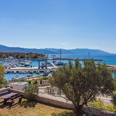 Brzica Апартаменты