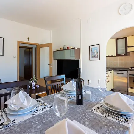 Brzica Апартаменты *