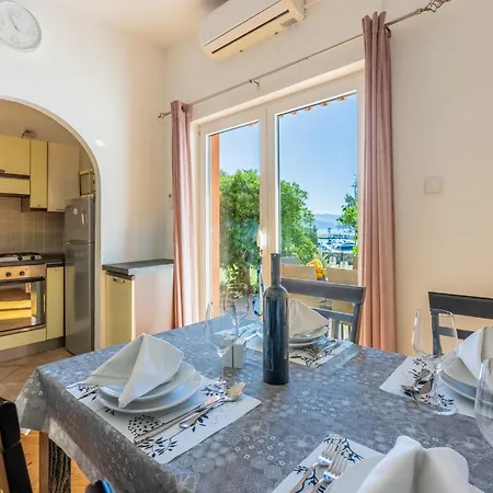 Brzica Нови-Винодолски