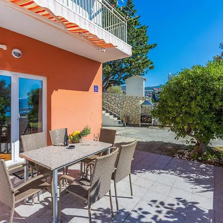 Brzica Апартаменты