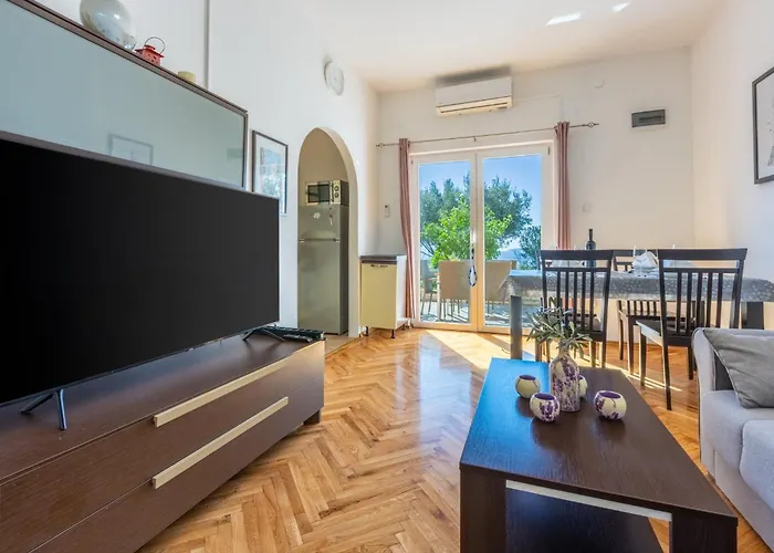 Brzica * Novi Vinodolski