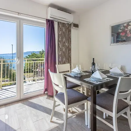 Brzica Apartment Novi Vinodolski